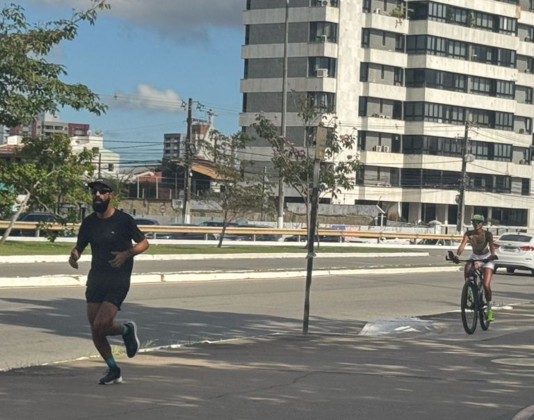 Prefeitura orienta pedestres e ciclistas sobre avanço da obra na ponte Godofredo Diniz