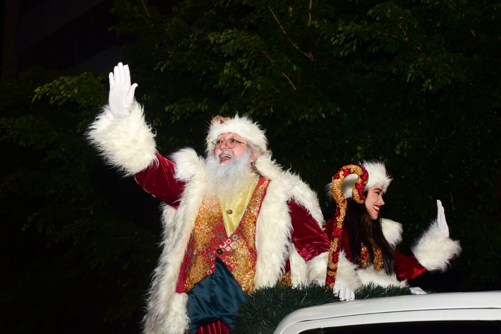 Prefeitura organiza trânsito durante desfile Um sonho de Natal no Bugio e 17 de Março - SMTT Aracaju