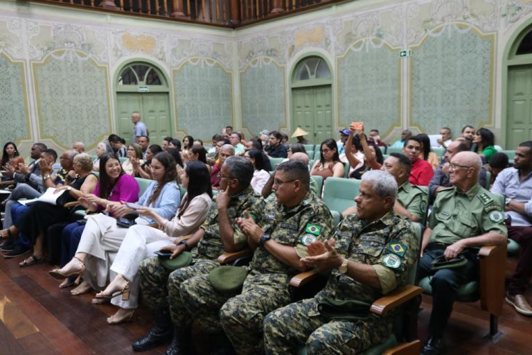 SMTT é homenageada por ações realizadas em comunidades de Aracaju