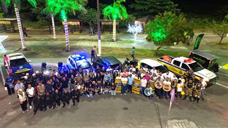 SMTT realiza ação educativa de conscientização em prol da segurança viária