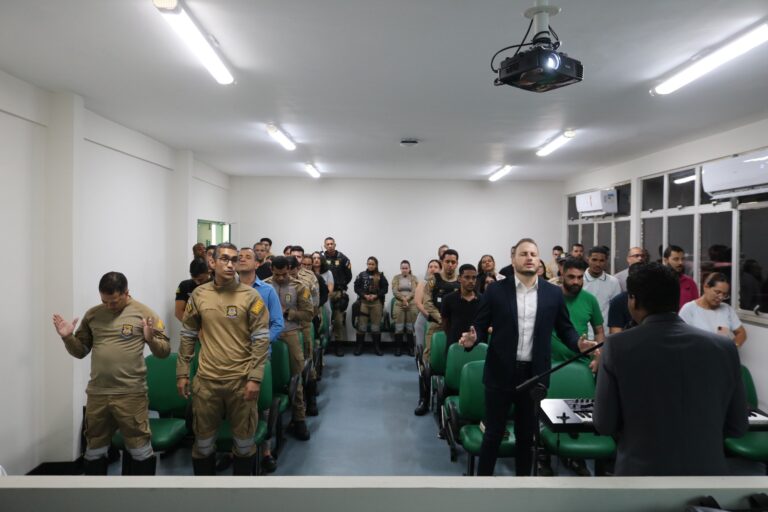 SMTT promove momento de reflexão e comemora valorização dos agentes de trânsito