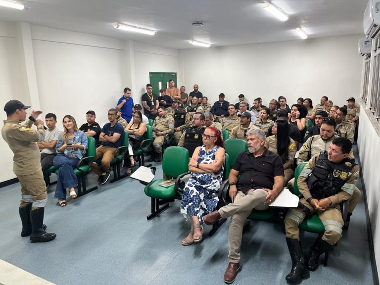 Prefeitura promove reunião de alinhamento e planejamento com agentes de trânsito