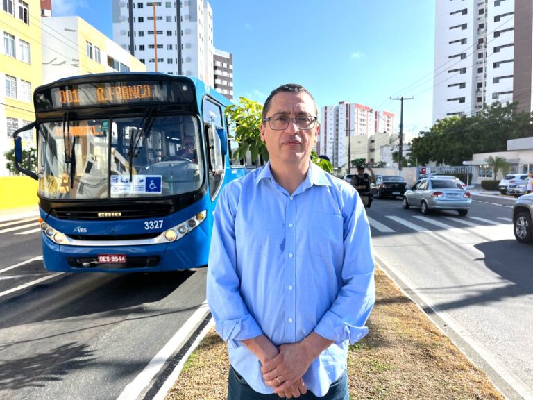 Ação educativa orienta condutores sobre fiscalização automatizada nos corredores exclusivos