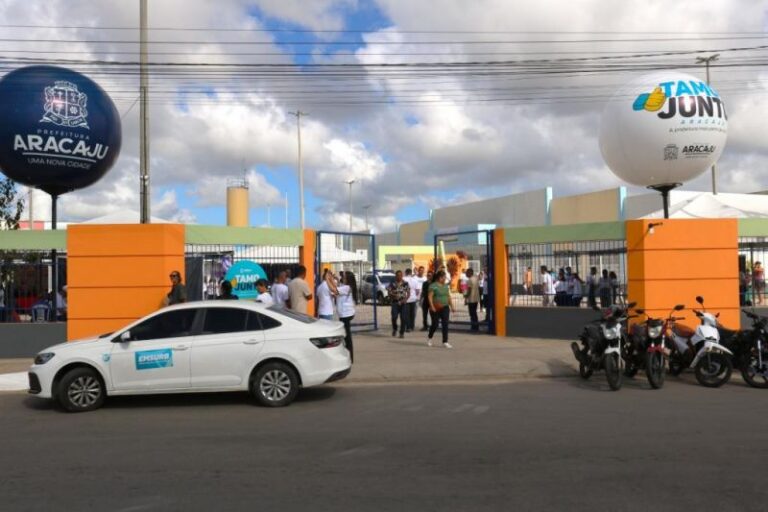 SMTT facilita acesso a carteirinhas de Passe Livre, estacionamento e outros serviços no Tamo Junto Aracaju