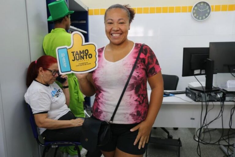 SMTT facilita acesso a carteirinhas de Passe Livre, estacionamento e outros serviços no Tamo Junto Aracaju