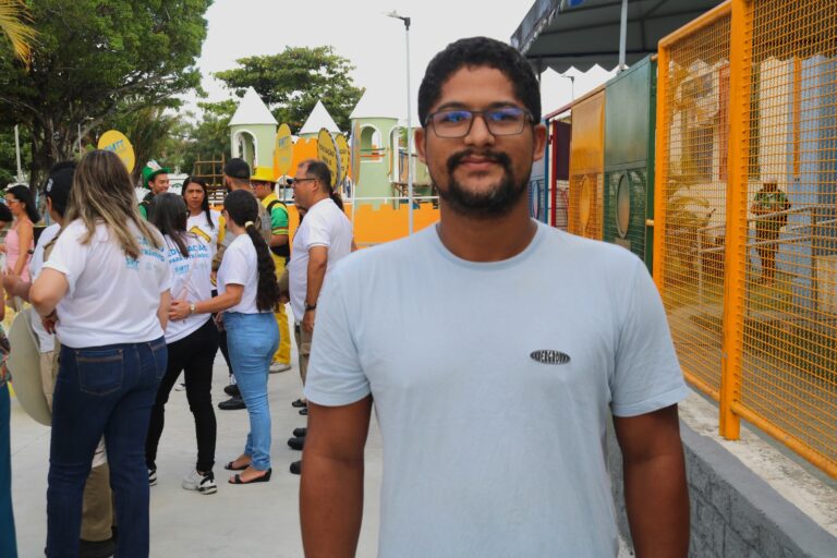 Volta às aulas: SMTT leva orientação a pais e alunos da rede municipal sobre educação para o trânsito