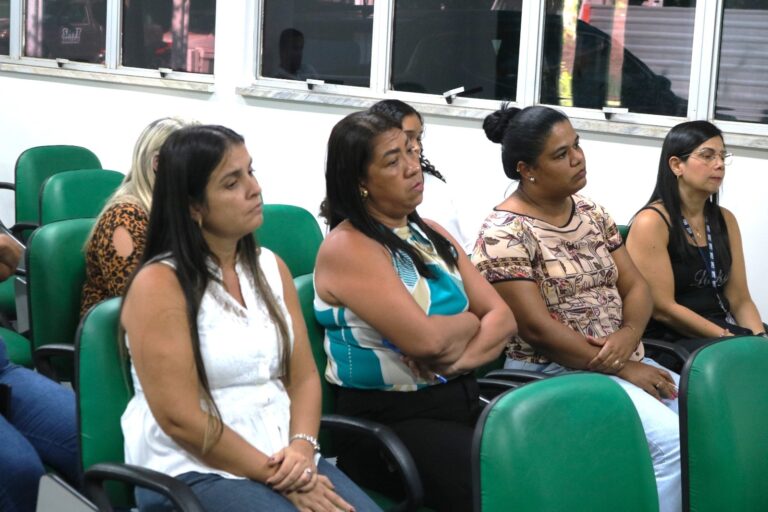 SMTT capacita servidores com treinamento em atendimento ao público