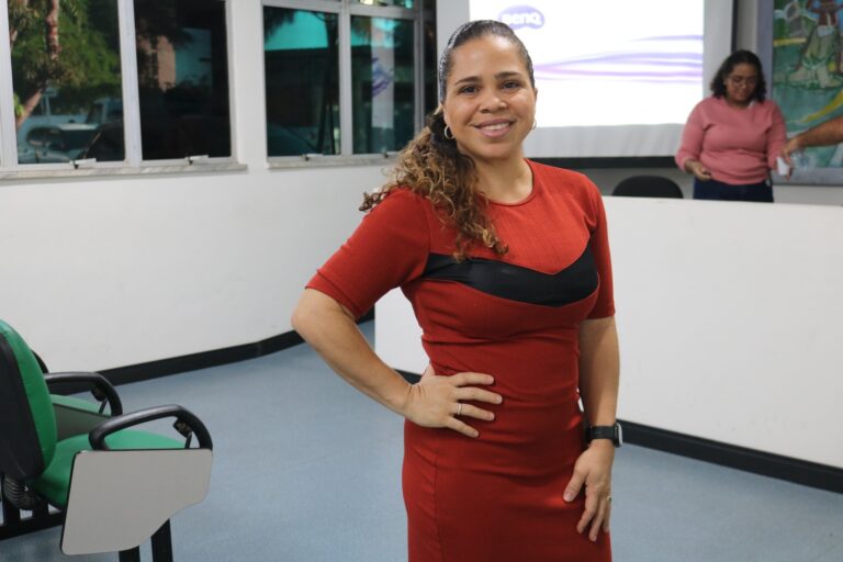 SMTT capacita servidores com treinamento em atendimento ao público