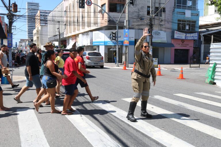Aracaju 171 anos: Prefeitura garante trânsito tranquilo durante apresentação da Esquadrilha da Fumaça