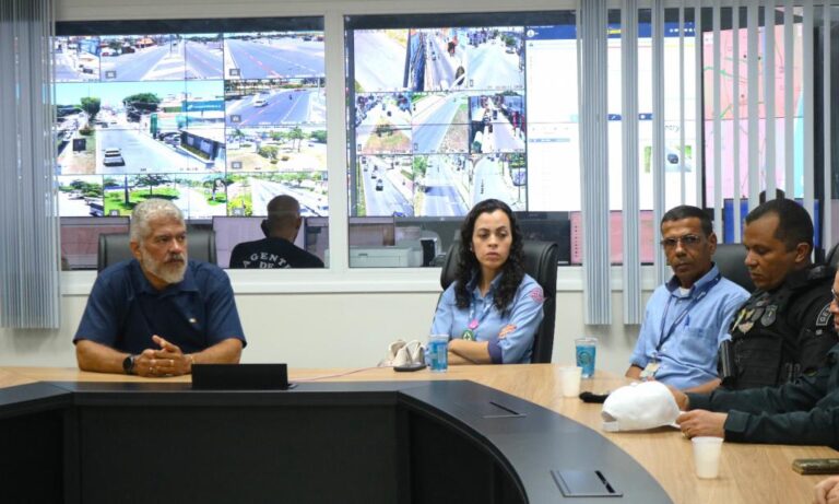 Prefeitura reúne órgãos de trânsito e segurança para debater redução de sinistros com motociclistas