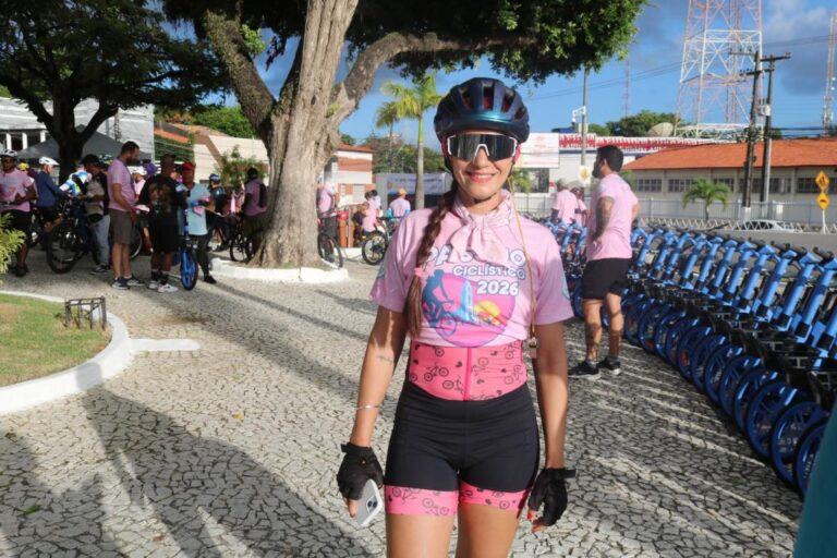 Passeio ciclístico reúne famílias, incentiva saúde e celebra Dia da Mulher e os 171 anos de Aracaju