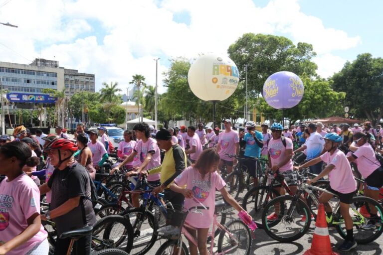 Passeio ciclístico reúne famílias, incentiva saúde e celebra Dia da Mulher e os 171 anos de Aracaju