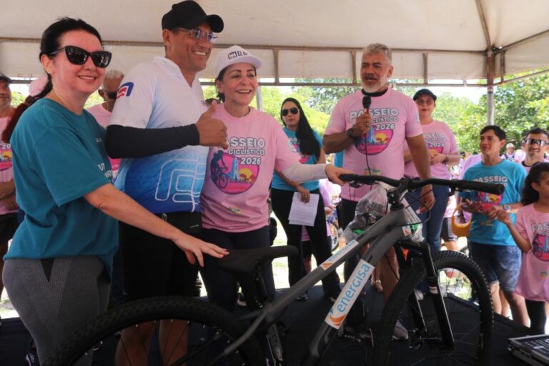 Passeio ciclístico reúne famílias, incentiva saúde e celebra Dia da Mulher e os 171 anos de Aracaju