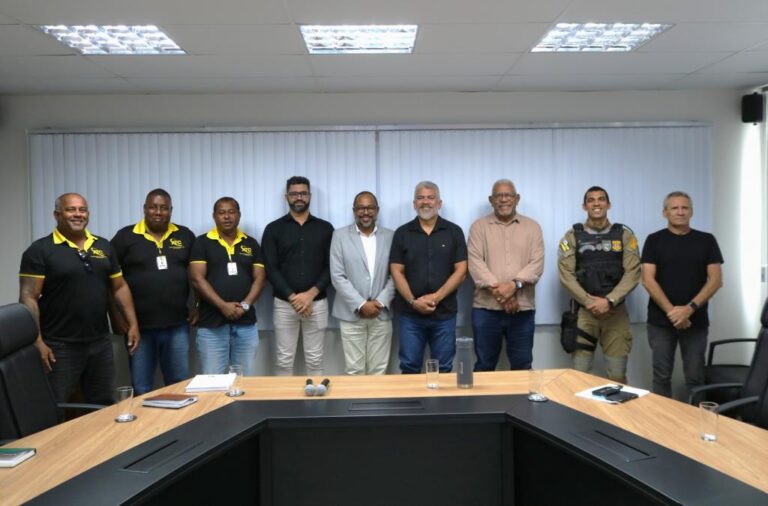 Prefeitura compartilha experiência em gestão de transportes com Superintência de Trânsito da Bahia