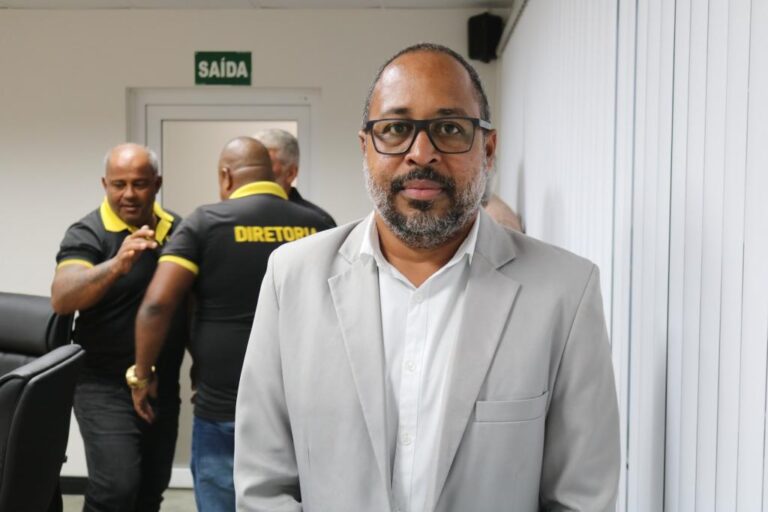 Prefeitura compartilha experiência em gestão de transportes com Superintência de Trânsito da Bahia