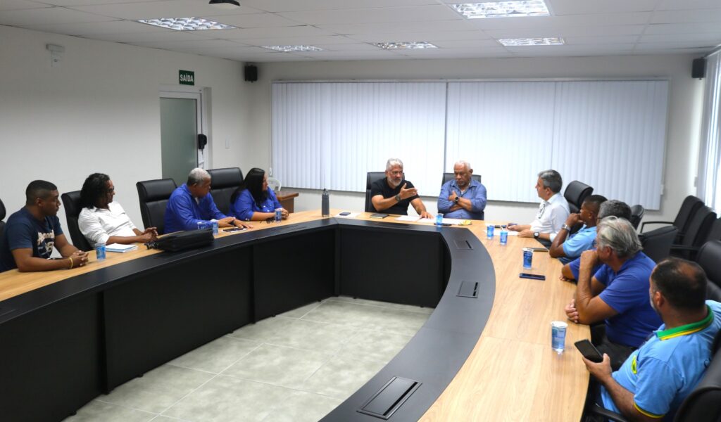 Prefeitura dialoga com cooperativas e esclarece dúvidas sobre chamamento do transporte complementar - SMTT Aracaju