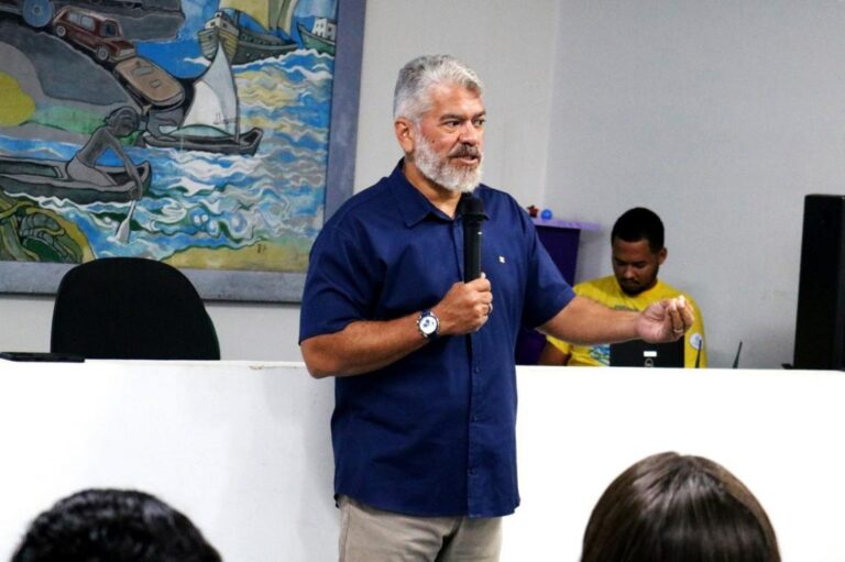 Prefeitura realiza reunião para debater soluções que viabilizem redução de sinistros com motociclistas