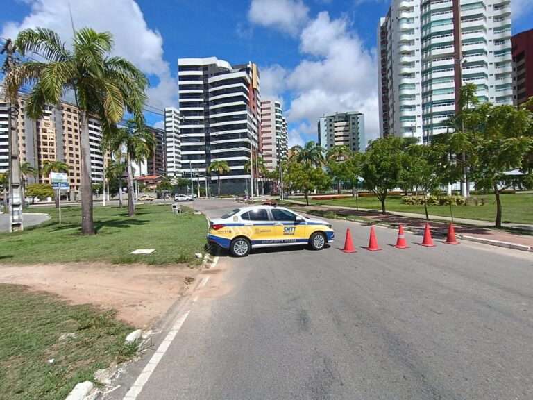 Prefeitura atua para restabelecer semáforos após sinistro na avenida Beira Mar
