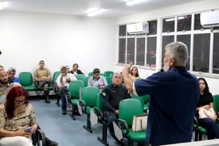 Prefeitura realiza reunião para debater soluções que viabilizem redução de sinistros com motociclistas