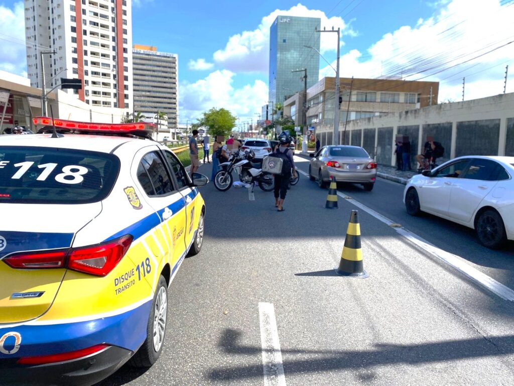 SMTT registra 441 ligações e 60 sinistros de trânsito em Aracaju na última semana - SMTT Aracaju