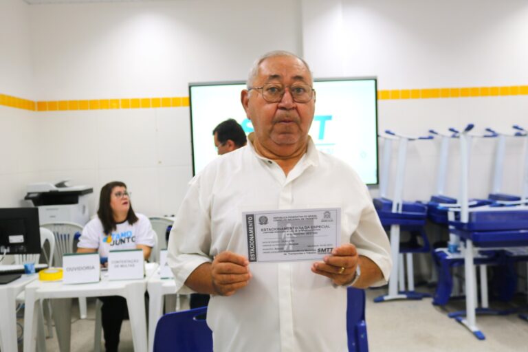 Moradores do bairro Areia Branca têm acesso a serviços da SMTT na 7ª edição do Tamo Junto