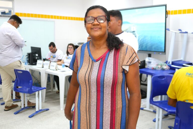 Moradores do bairro Areia Branca têm acesso a serviços da SMTT na 7ª edição do Tamo Junto