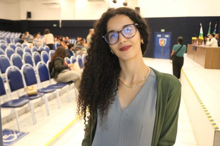 Roda de conversa da SMTT reúne especialistas e estudantes em debate sobre segurança para motociclistas