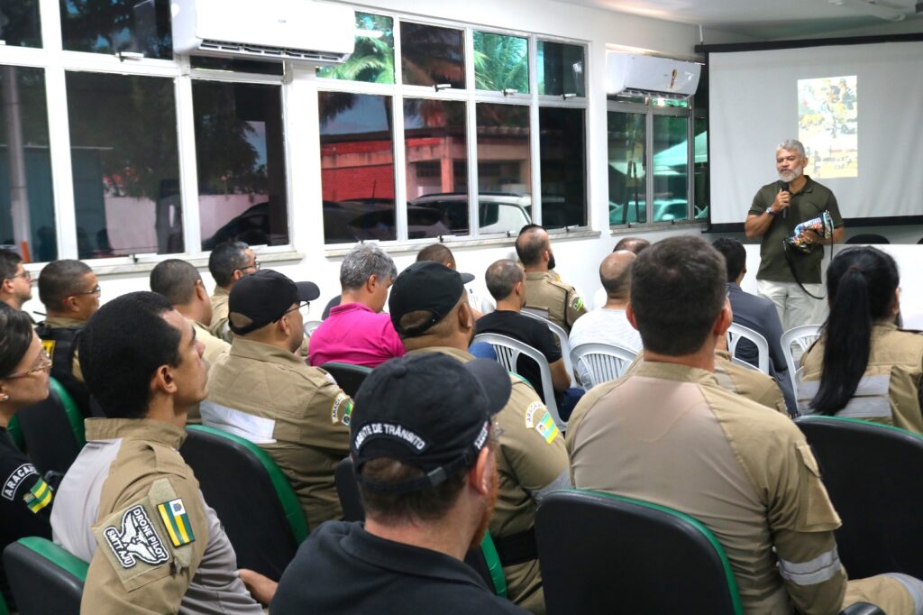 SMTT e Sindatran realizam culto em homenagem ao Dia Municipal do Agente de Trânsito - SMTT Aracaju