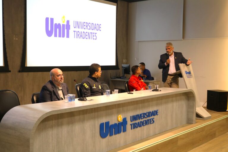 Sinistros envolvendo motociclistas é tema de roda de conversa na abertura do Maio Amarelo 2026