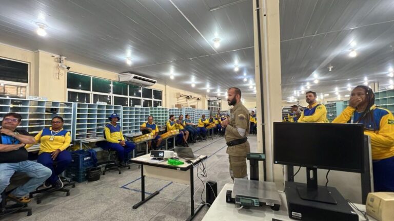 SMTT abre o mês com ações educativas e palestras com a temática do Maio Amarelo