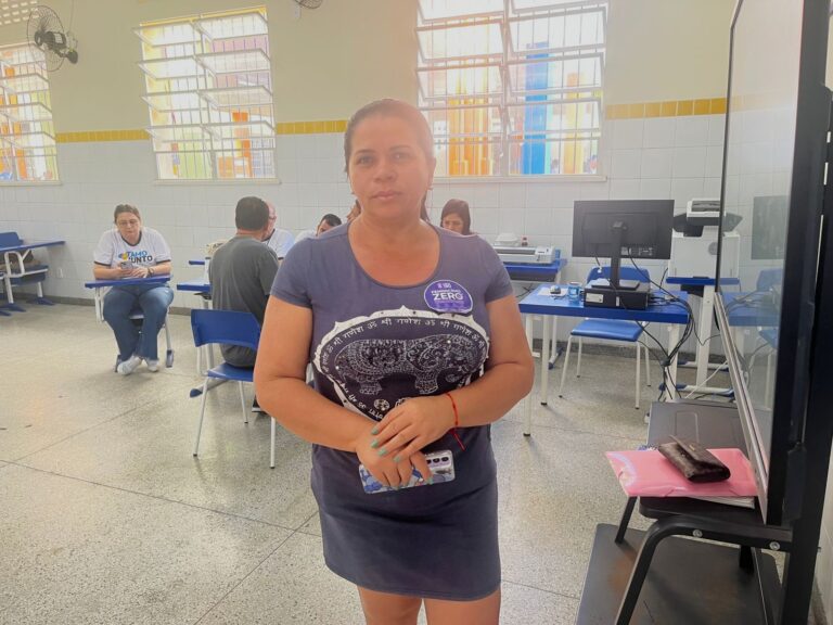 Moradores do Siqueira Campos aproveitam serviços da SMTT no Tamo Junto Aracaju