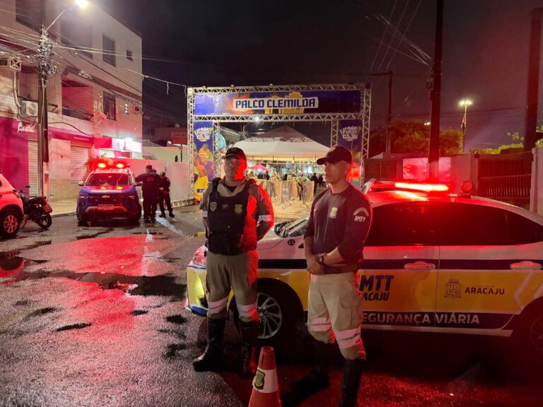 Primeira noite do Forró Caju no Augusto Franco tem trânsito tranquilo e aprovação do público