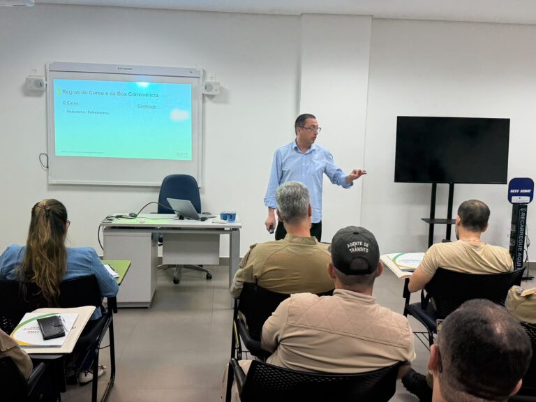 SMTT investe na valorização dos servidores e inicia Curso de Atualização para Agentes de Trânsito