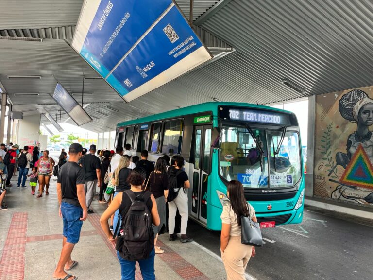 Reforma do Terminal do Mercado altera plataformas de ônibus a partir desta segunda, 20