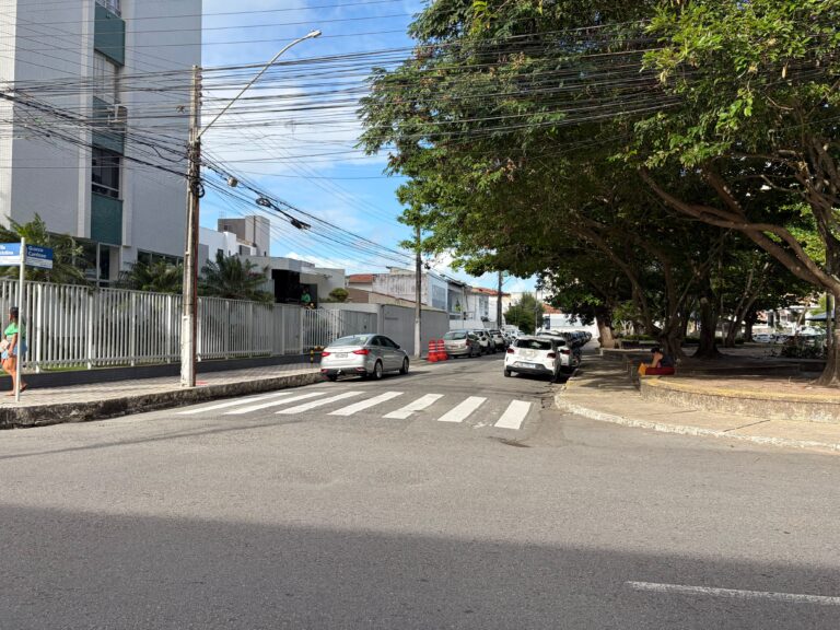 SMTT implanta novo esquema viário no entorno do Colégio Atheneu a partir de quarta, 22