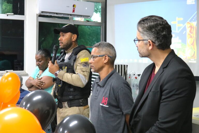 Servidores da SMTT são homenageados em celebração pelo Dia dos Pais