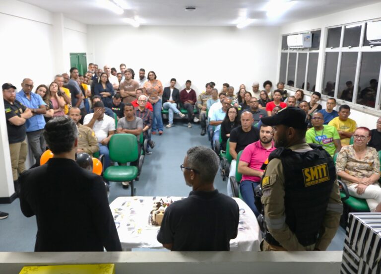 Servidores da SMTT são homenageados em celebração pelo Dia dos Pais