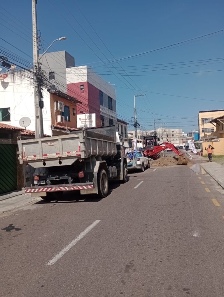 SMTT organiza trânsito na Nelson Hungria em virtude de obra da Iguá