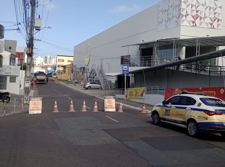 SMTT organiza trânsito na Nelson Hungria em virtude de obra da Iguá