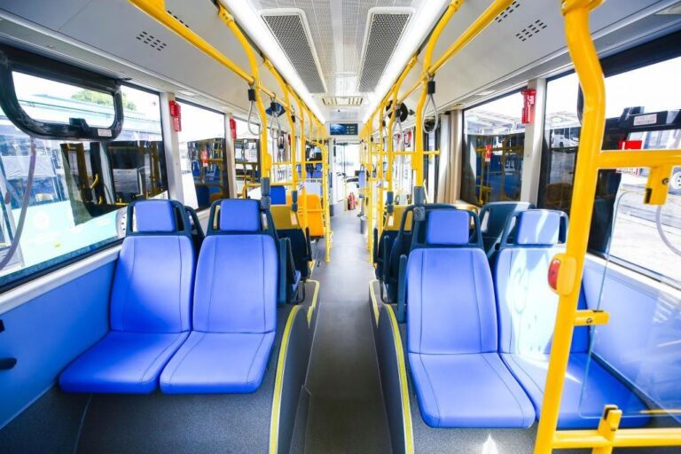 Prefeita Emília anuncia chegada de 35 novos ônibus climatizados para reforçar transporte coletivo