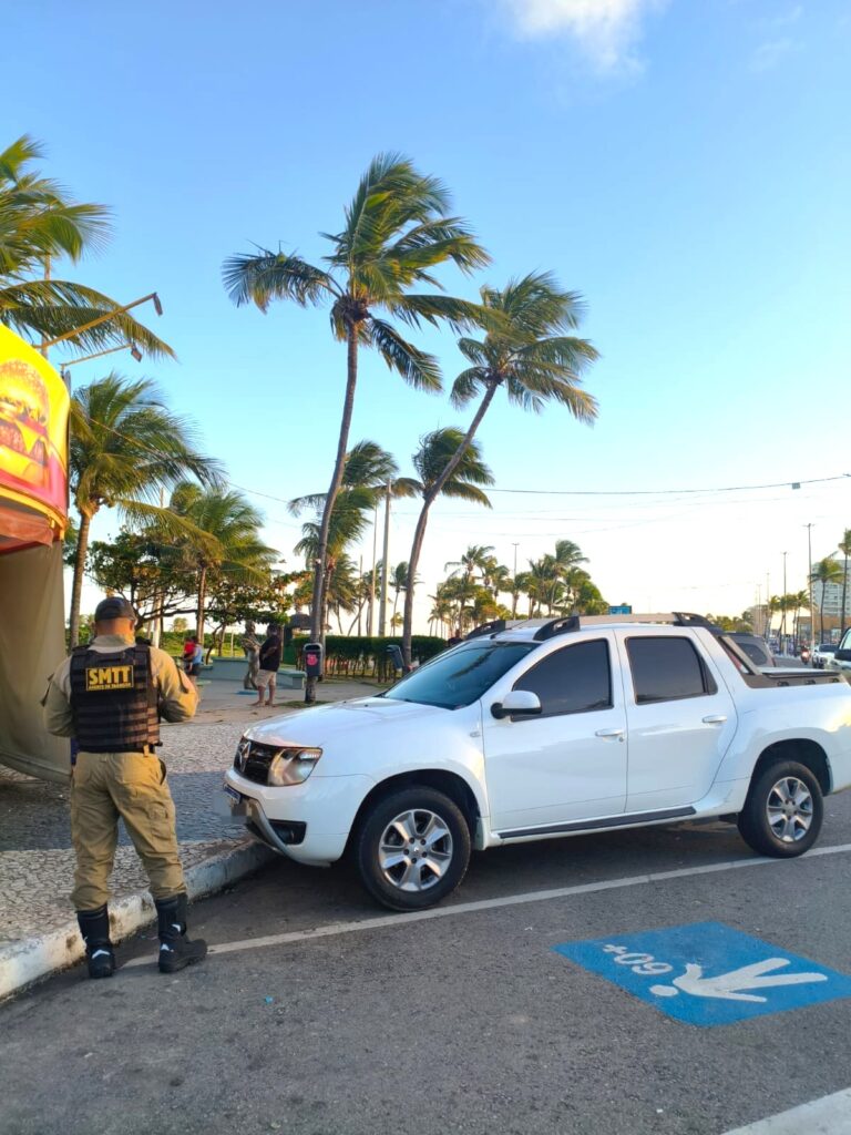 SMTT registra 337 denúncias de estacionamento irregular em Aracaju durante o mês de agosto