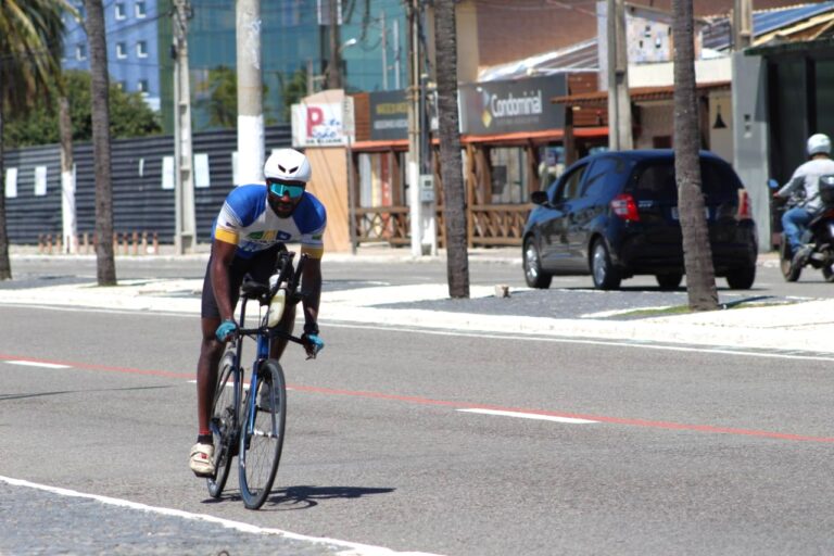 SMTT orienta pedestres a utilizarem calçada durante funcionamento da Área de Proteção ao Ciclista e Corredor