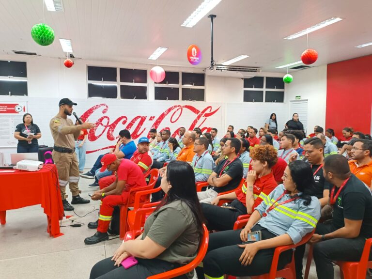 Prefeitura leva ações para crianças e adultos sobre segurança no trânsito em escolas e empresas da capital