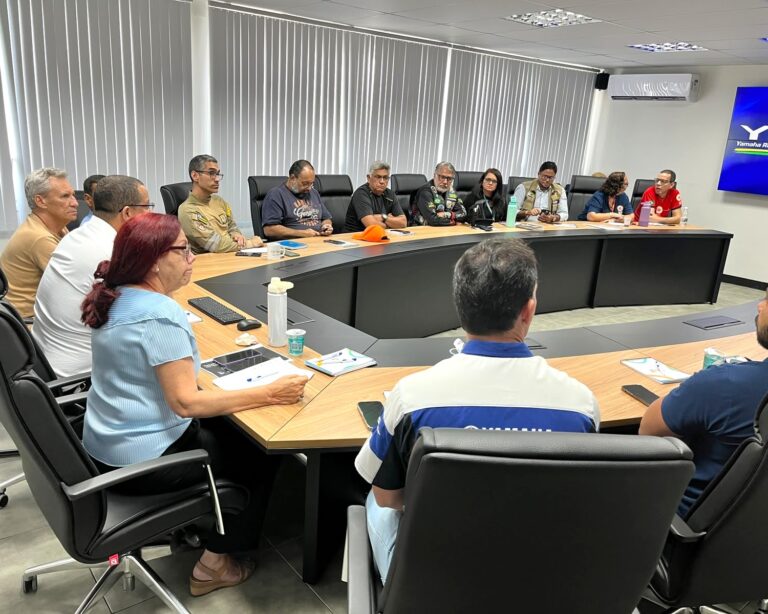 Prefeitura reúne instituições e articula novas ações para reduzir sinistros com motociclistas em Aracaju