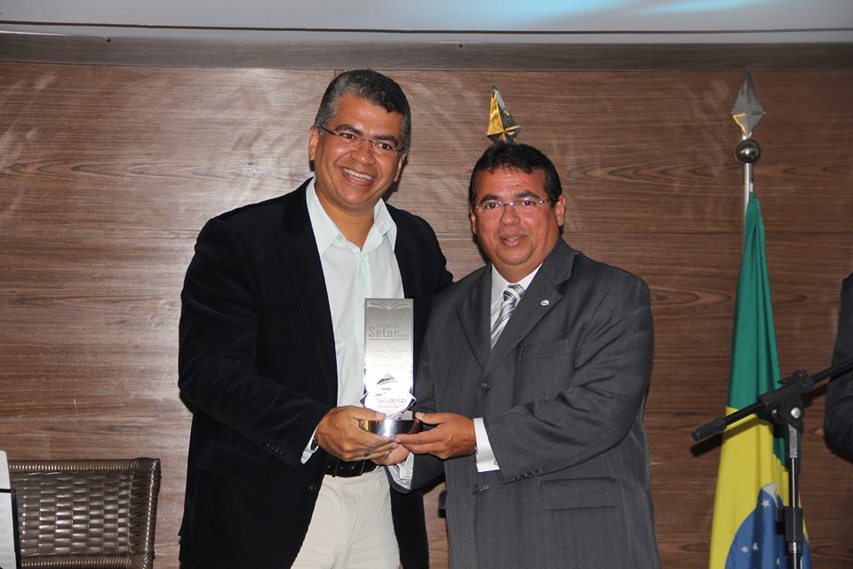 SMTT recebe troféu da ‘Comenda Amigo do Setor’ - SMTT Aracaju