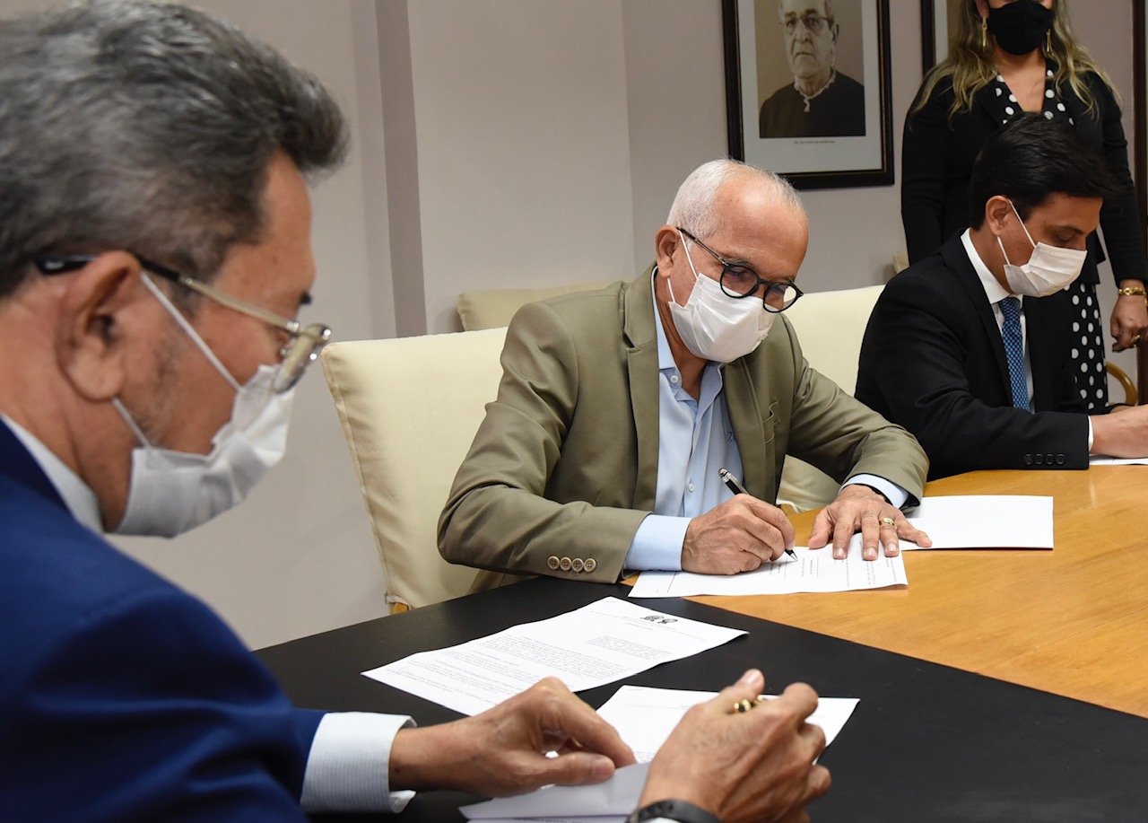 Prefeitura e Tribunal de Justiça renovam convênio para projeto de conciliação no trânsito - SMTT Aracaju