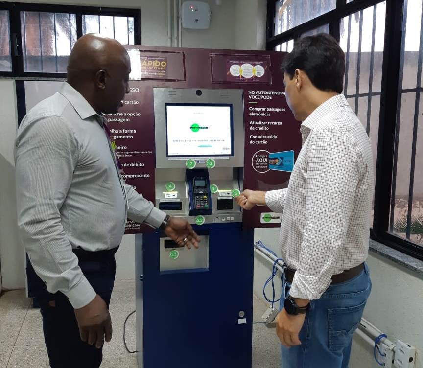 Superintendente da SMTT vai à Aracajucard acompanhar funcionamento de nova plataforma - SMTT Aracaju