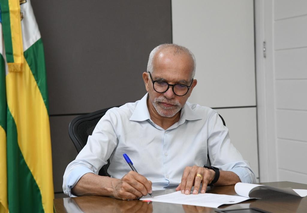 Prefeito encaminha PLs à Câmara Municipal para subsidiar o transporte público na Grande Aracaju - SMTT Aracaju