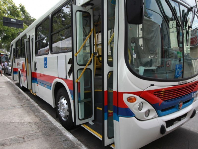 Tarifa de ônibus: Prefeitura confirma reajuste menor que o desejado pelo Setransp - SMTT Aracaju