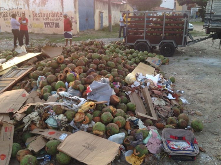 Emsurb intensifica fiscalização de descarte irregular de lixo com apoio da SMTT e Sema - SMTT Aracaju